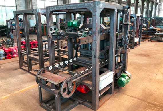 https://www.staging.block-machine.net/wp-content/uploads/2019/06/2-LMT4-26-Semi-Automatic-Brick-Making-Machine-factory-2.jpg