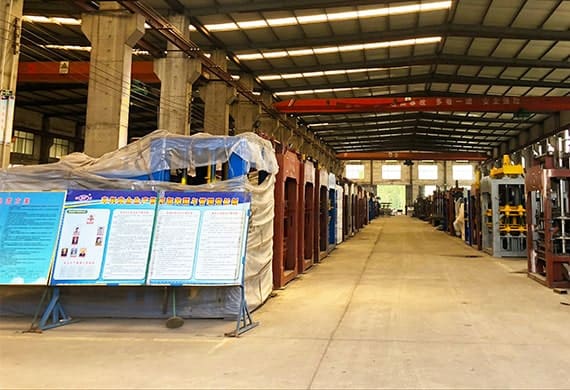 Form-Bricks-Machine-Factory-1