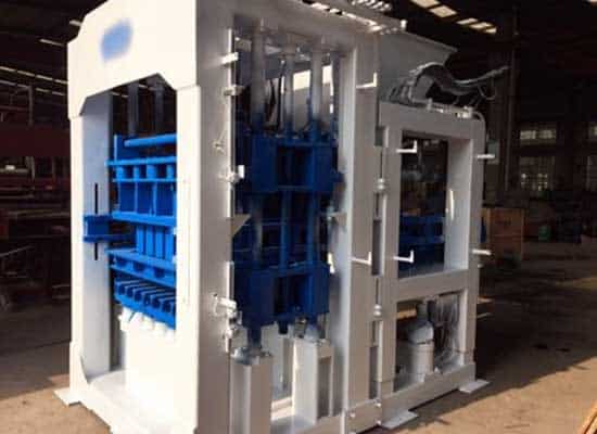 QT4-15-BLOCK-MACHINE