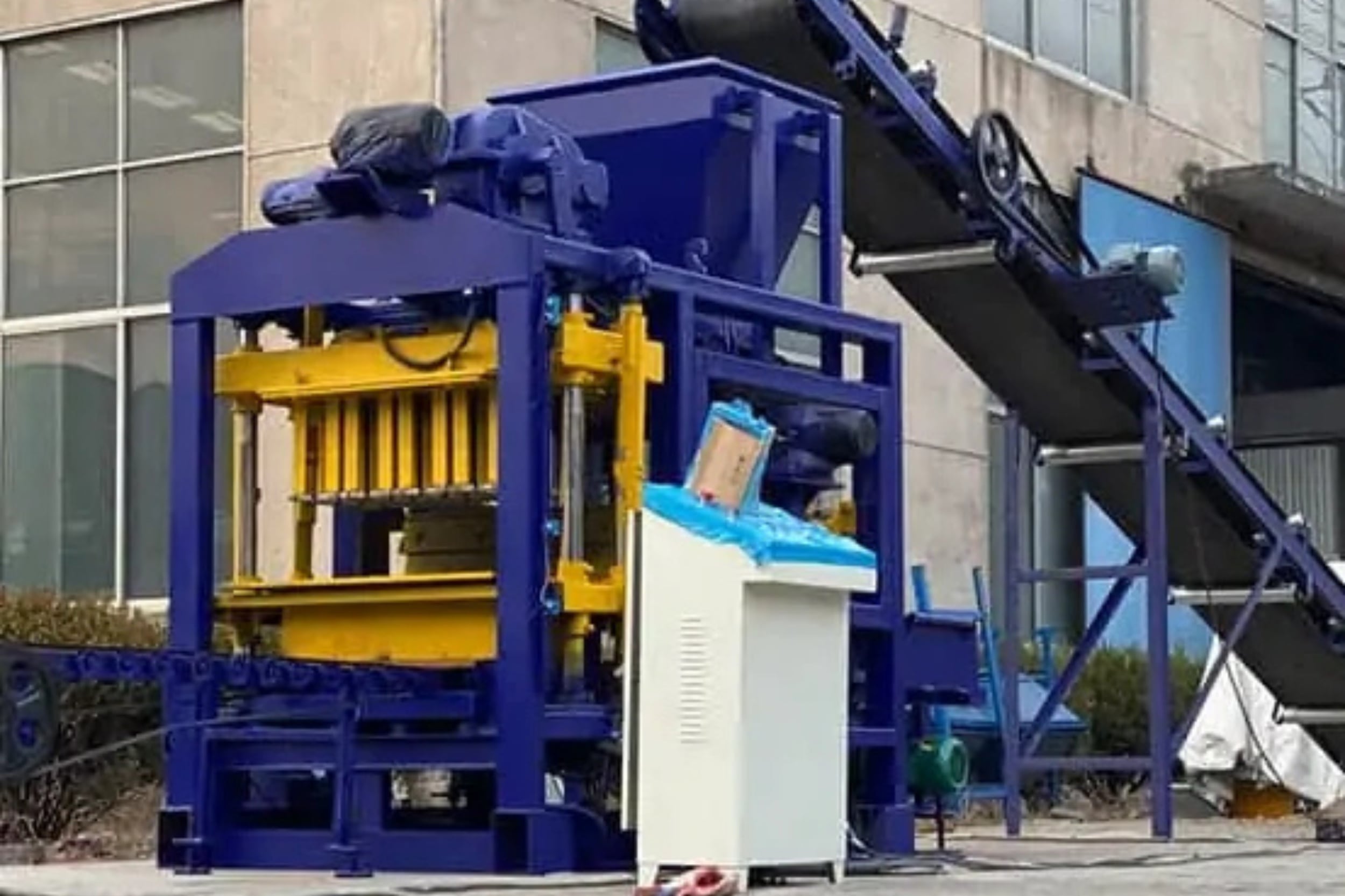 how to clean concrete block machines