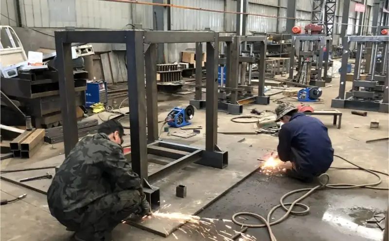 welding of the brick machine frame
